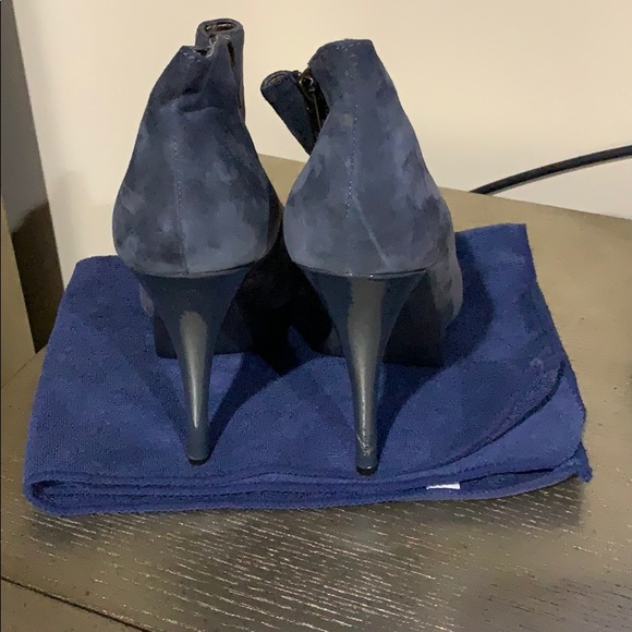 Booties - Picture 4 of 4